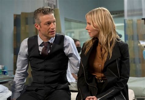 are carisi and rollins dating on svu